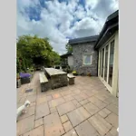 Stone 3* Navan