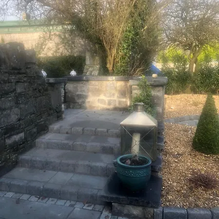 Stone ベッド・アンド・ブレックファスト