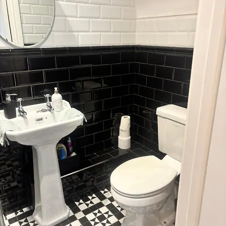 ベッド・アンド・ブレックファスト Stone 3*