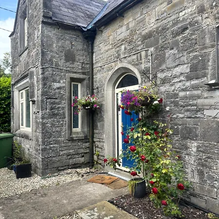 Stone Navan